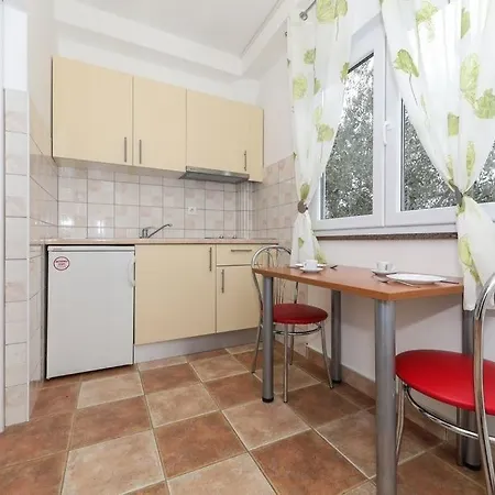In Starigrad-paklenica With Sea View, Terrace, Air Conditioning, Wi-fi Apartman Starigrad-Paklenica