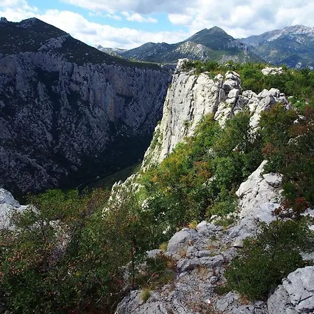 In Starigrad-paklenica With Sea View, Terrace, Air Conditioning, Wi-fi Apartman Starigrad-Paklenica