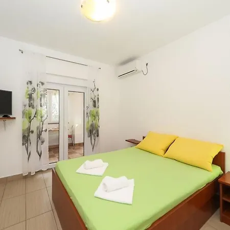 Apartment In Starigrad-paklenica With Sea View, Terrace, Air Conditioning, Wi-fi Starigrad Paklenica